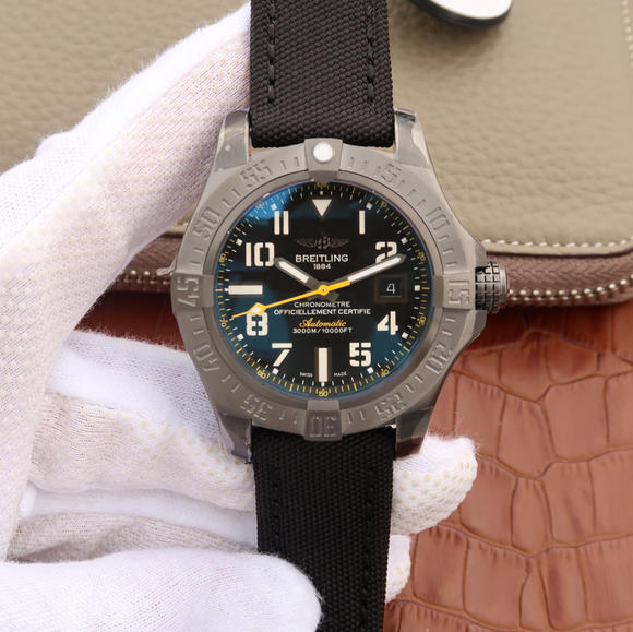 GF Factory Breitling Avenger II Tieftauchen Sea Wolf Uhr Hong Kong Limited Edition Herren mechanische Uhr Tucharmband - zum Schließen ins Bild klicken