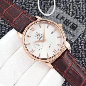 Reloj mecánico para hombre de alta imitación Omega De Ville serie 424.58.40.21.52.002 con diamantes.