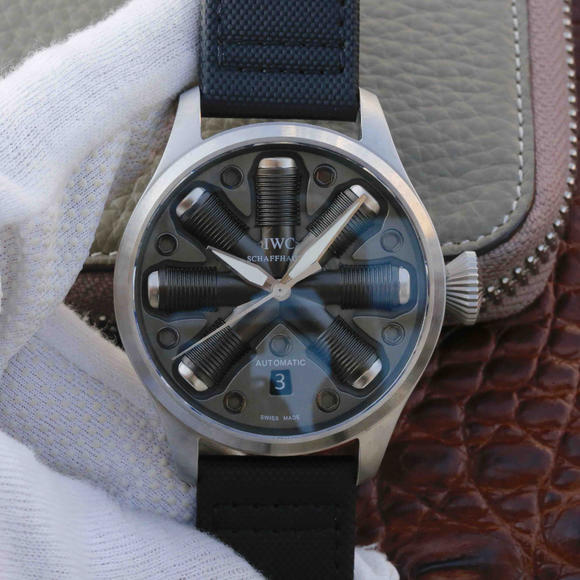 IWC Dafei Concept Watch Special Edition [Case] \u200b\u200b\\ u200b \\ u200b De horlogegegevens zijn 44 mm. Hetzelfde als het origineel. - Klik op de afbeelding om het venster te sluiten