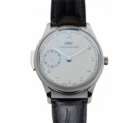 IWC Portuguese IW524204 mechanical men's watch with silver and gold indexes. - Klik op de afbeelding om het venster te sluiten
