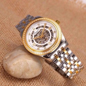 Relógio de homem suíço de alta imitação Patek Philippe relógio de homem mecânico automático de ouro 18K oco.