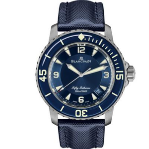 ZF Blancpain Fifty Xun New Style-Blancpain 5015 mekanisk klocka för herrar med titaniumfodral och genomskinlig rygg